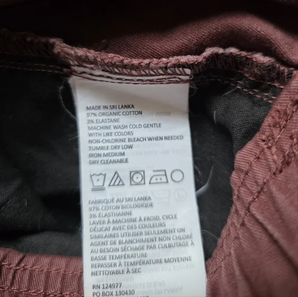 Prana Men's Burgundy Shorts - Picture 4 of 4